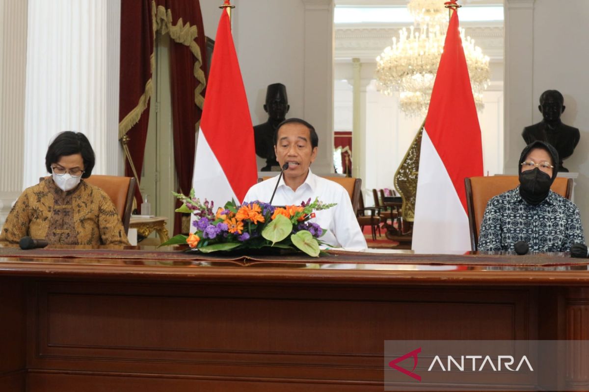 Jokowi sebut pemerintah berupaya sekuat tenaga lindungi rakyat dari gejolak