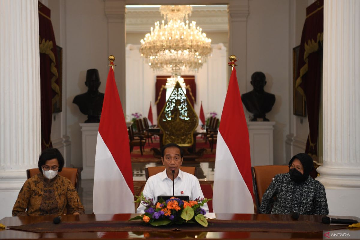 Jokowi: Kenaikan harga BBM pilihan terakhir pemerintah