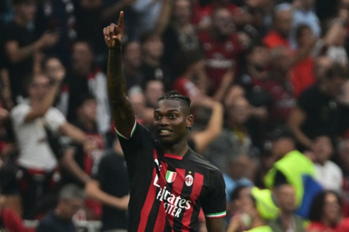 Rafael Leao bawa AC Milan menang saat derbi lawan Inter