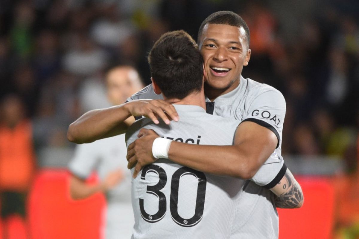 Mbappe cetak dua gol saat PSG kalahkan Nantes 3-0, untuk puncaki klasemen