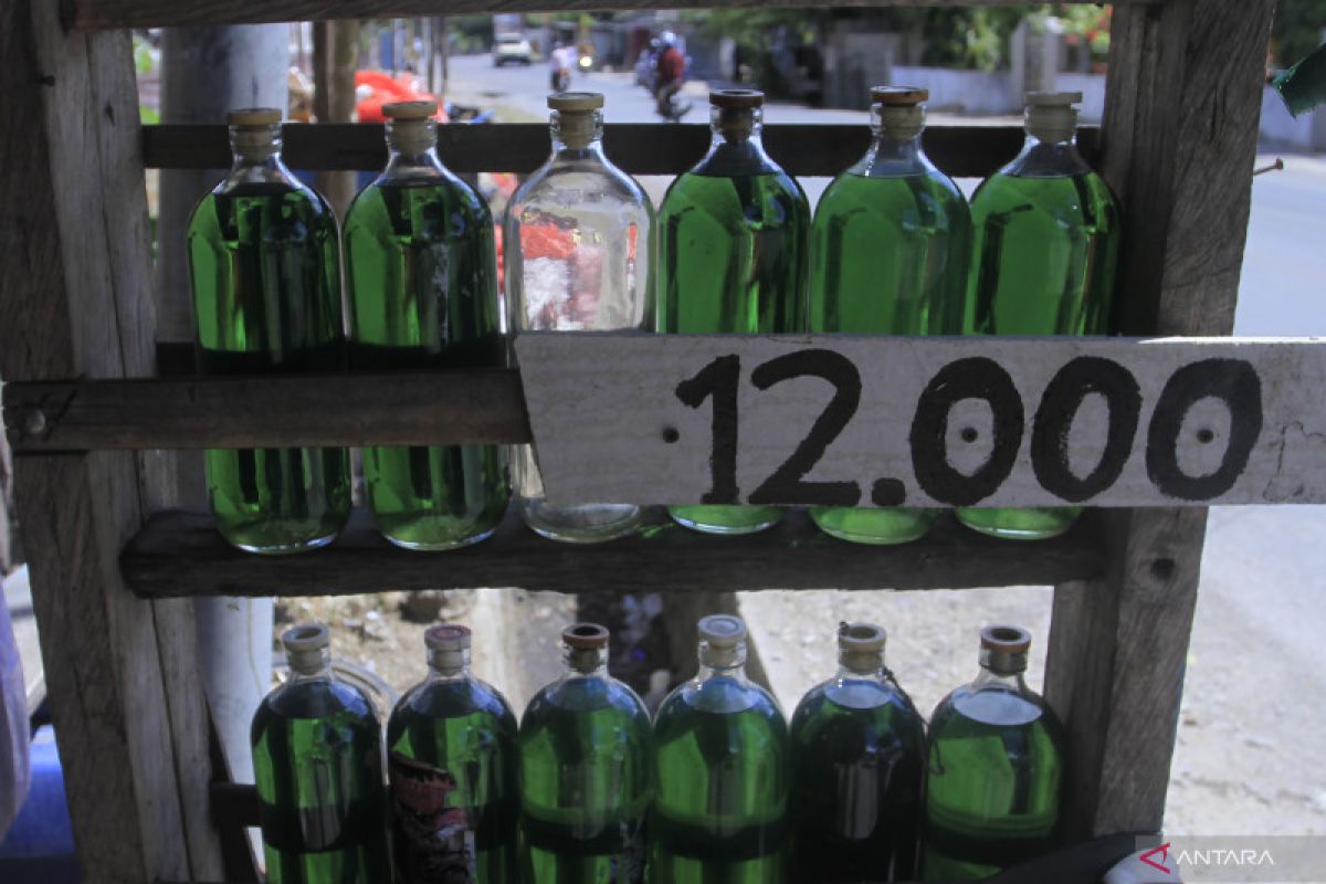 Harga Pertalite eceran di Kota Kupang naik jadi Rp12.000 per botol