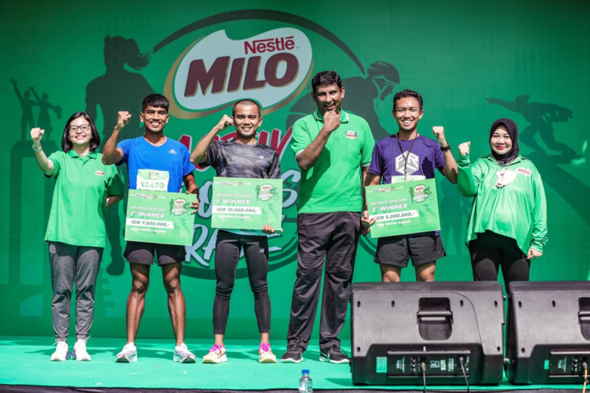 Rudi Febriade juara 10 K MILO ACTIV Indonesia Race 2022