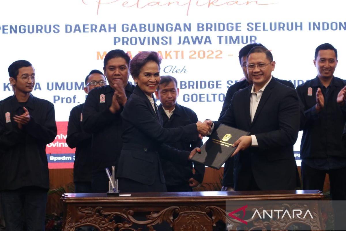 Pimpin bridge Jatim, Aries Agung bertekad ubah citra negatif