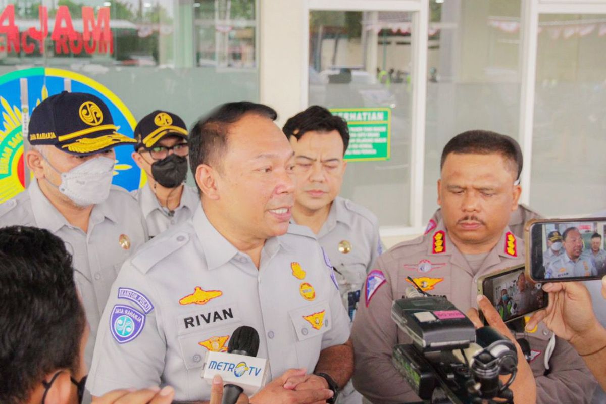 Jasa Raharja Serahkan Santunan Korban Kecelakaan di Tol Semarang-Batang Kurang dari 7 Jam