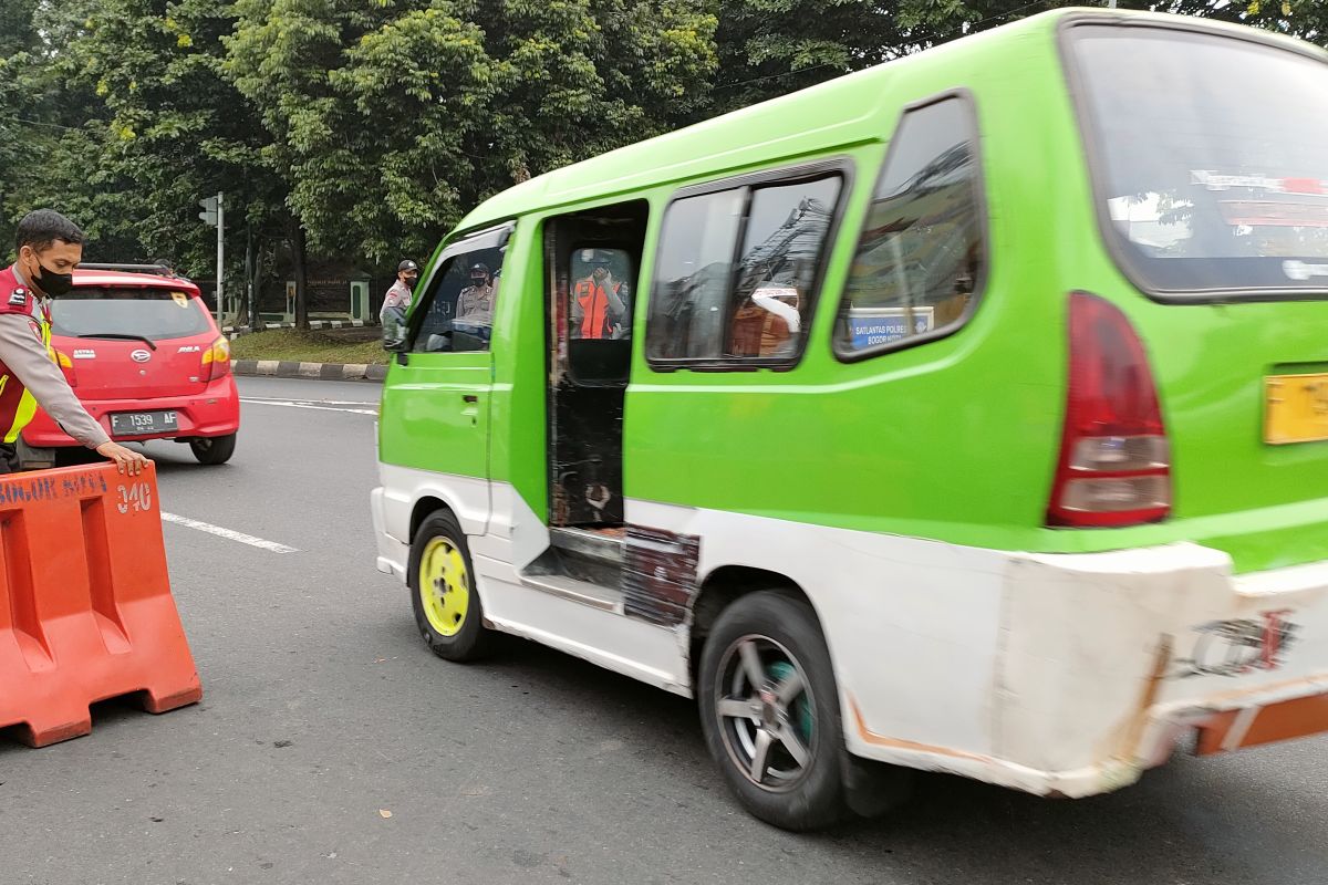 Harga BBM naik, Pemkot Bogor naikkan tarif angkot