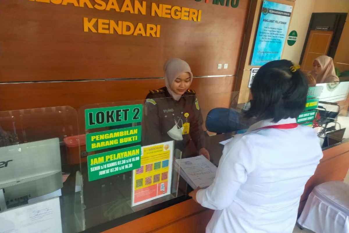 Polresta Kendari melimpahkan berkas perkara kasus asusila oknum dosen