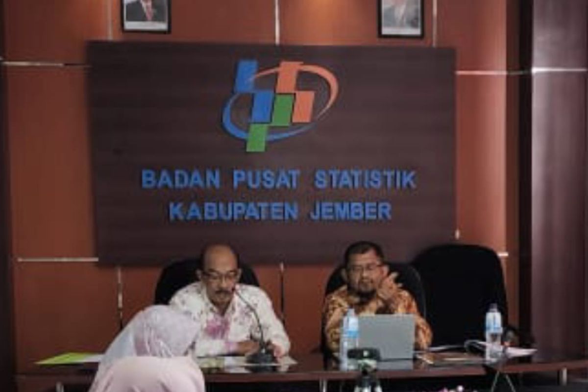 BPS Jember sebut kenaikan BBM dapat picu dampak inflasi tiga bulan ke depan