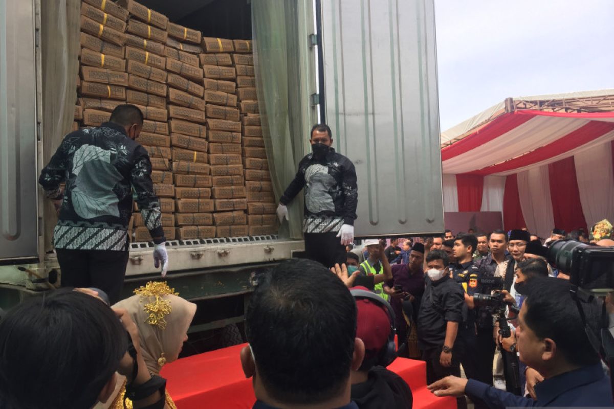 BSI lepas ekspor perdana 30 ton ikan Bandeng di Banda Aceh