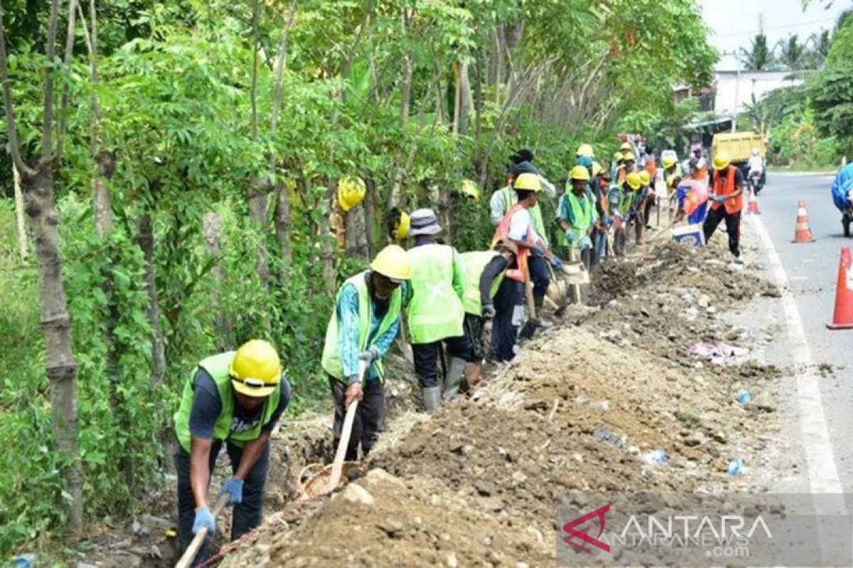 Pengamat: Proyek padat karya di daerah tergantung anggaran