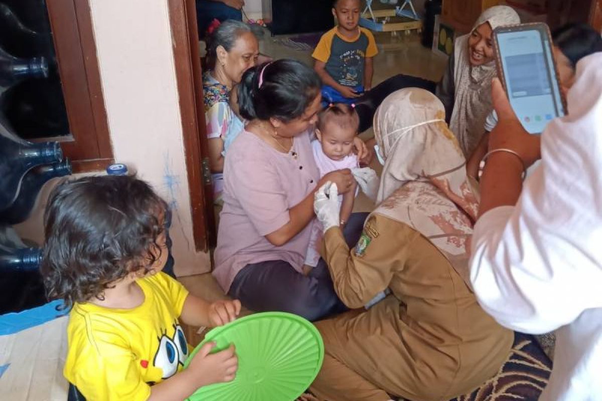 Puskesmas Tanah Tinggi Tangerang buka layanan imunisasi hingga malam