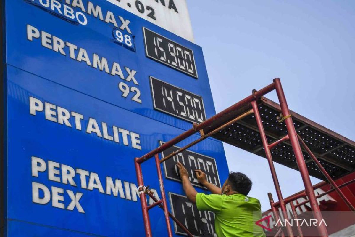 Harga Pertamax turun Rp1.100/liter, berlaku pukul 14.00 WIB hari ini