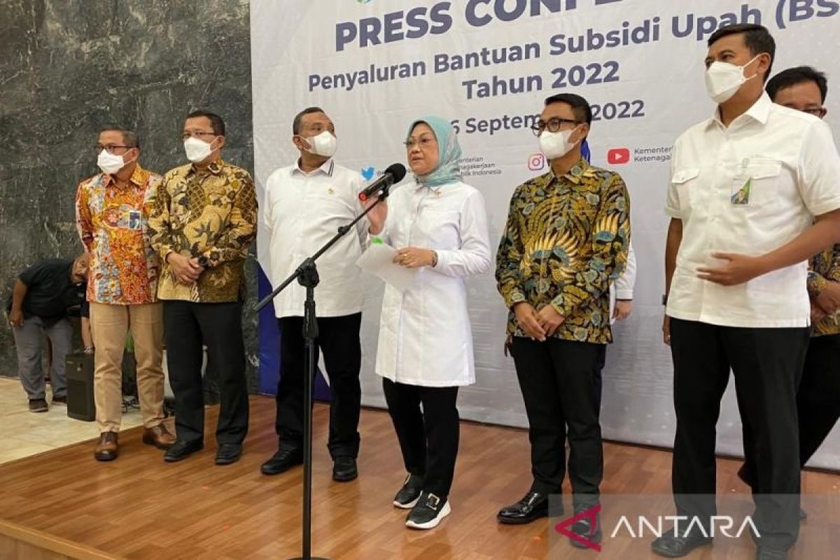 Kemnaker tetapkan syarat calon penerima Bantuan Subsidi Upah 2022