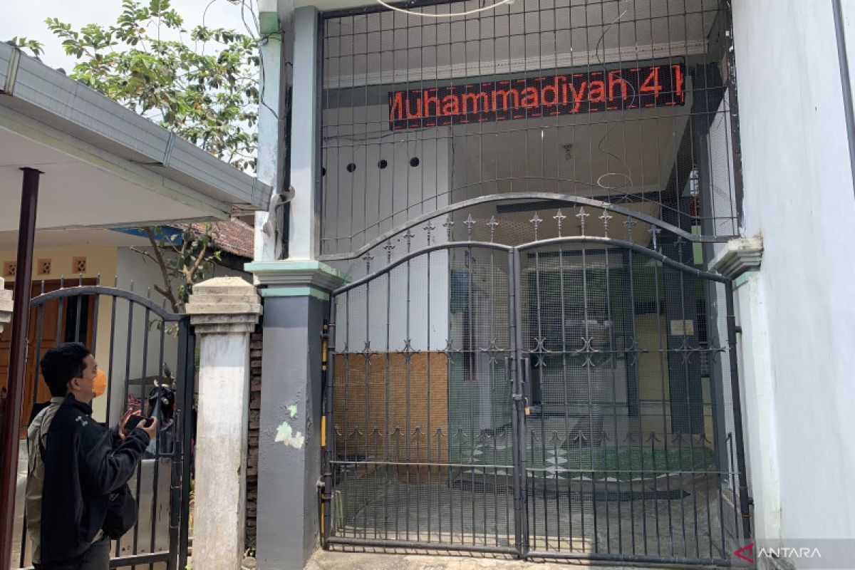 Sebanyak 65 guru keracunan makanan di Kota Malang mulai membaik