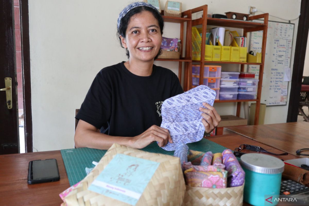 Ani, perintis usaha sosial layanan kesehatan reproduksi perempuan