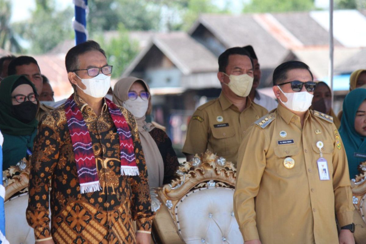 BKKBN kukuhkan Wali kota Banjarmasin sebagai Bapak Asuh Anak Stunting