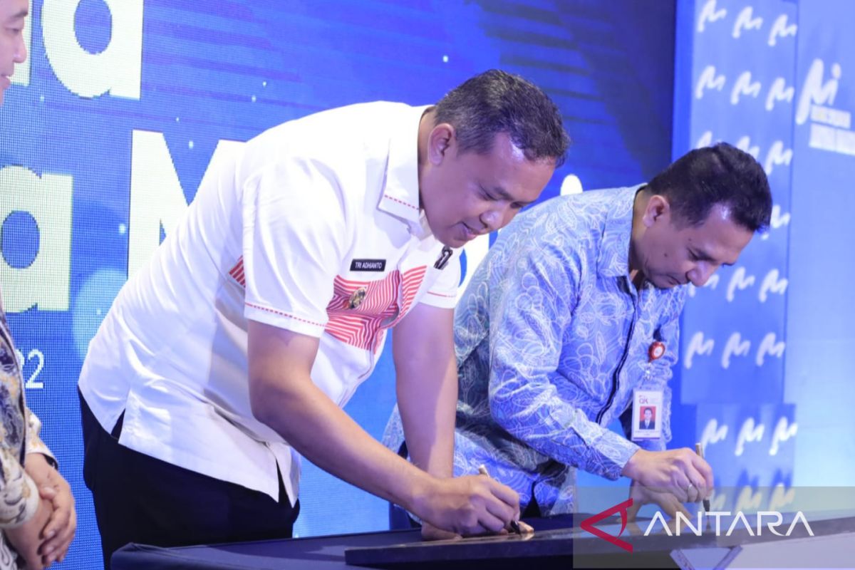 Wali Kota Bekasi resmikan Graha BPRS Artha Madani