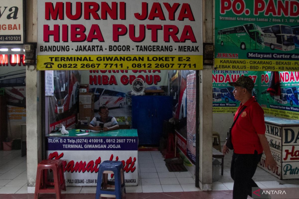 Penumpang bus Giwangan Yogyakarta naik lima persen libur akhir tahun