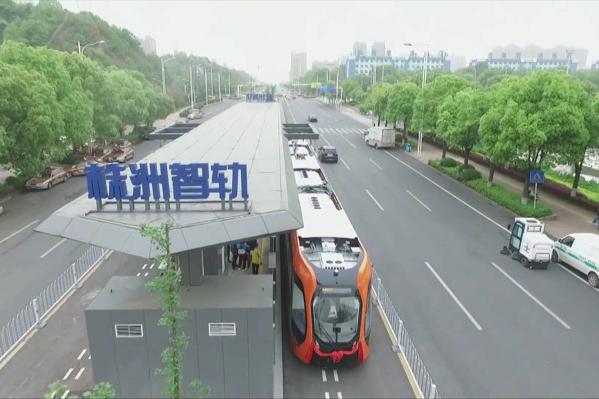 Perusahaan China kirim dua kereta "tanpa rel" ART ke UEA