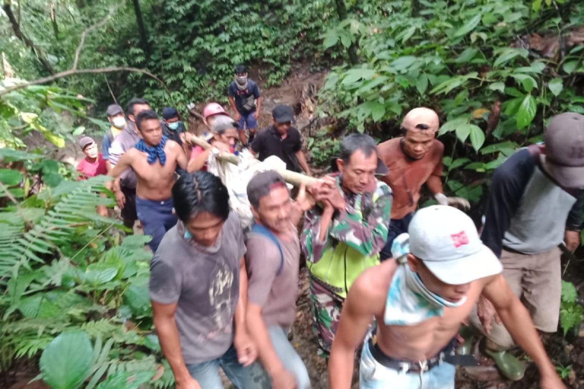 Empat penambang emas tradisional ditemukan tewas dalam lubang kedalaman 40 meter