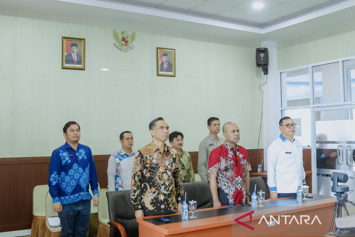 Bupati Solok ikuti Vidcon Rakornas penguatan, pembinaan, pengawasan, dan pengelolaan BUMD