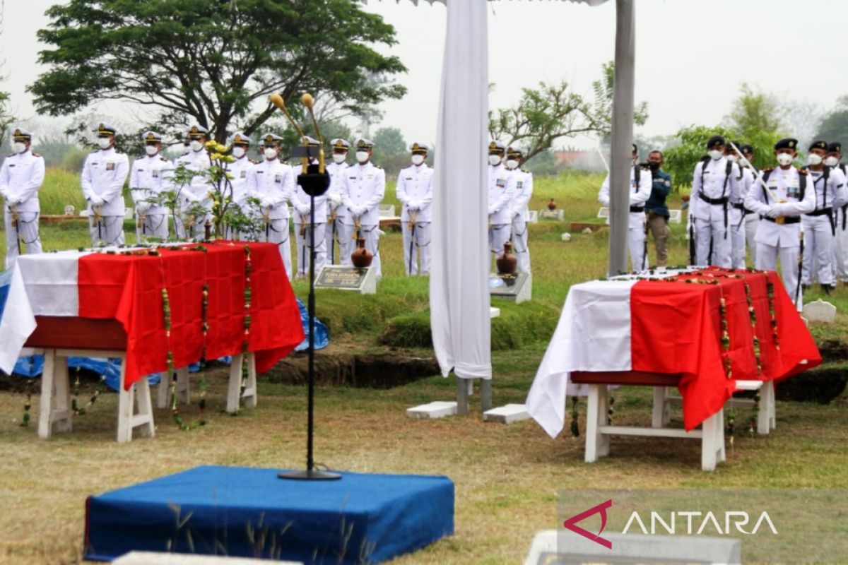 Gubernur Jatim sampaikan belasungkawa atas gugurnya dua pilot Bonanza