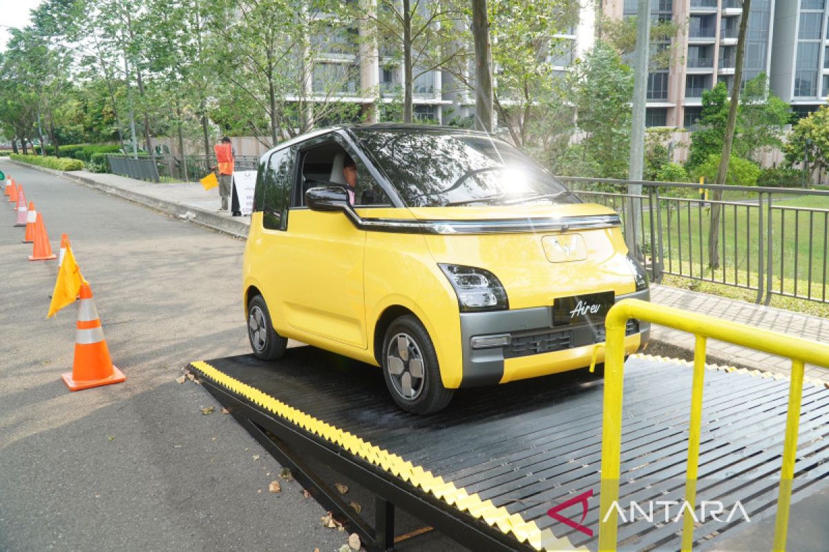 Wuling Air ev, mobil listrik berfitur premium harga paling terjangkau