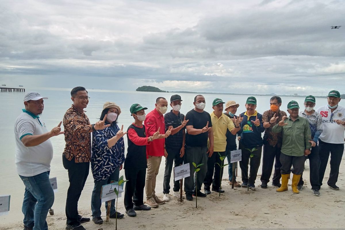 10.000 pohon ditanam di kawasan Hkm Seberang Bersatu