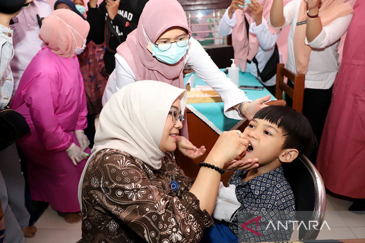 Dinkes; 144.415 anak di Surabaya jalani imunisasi