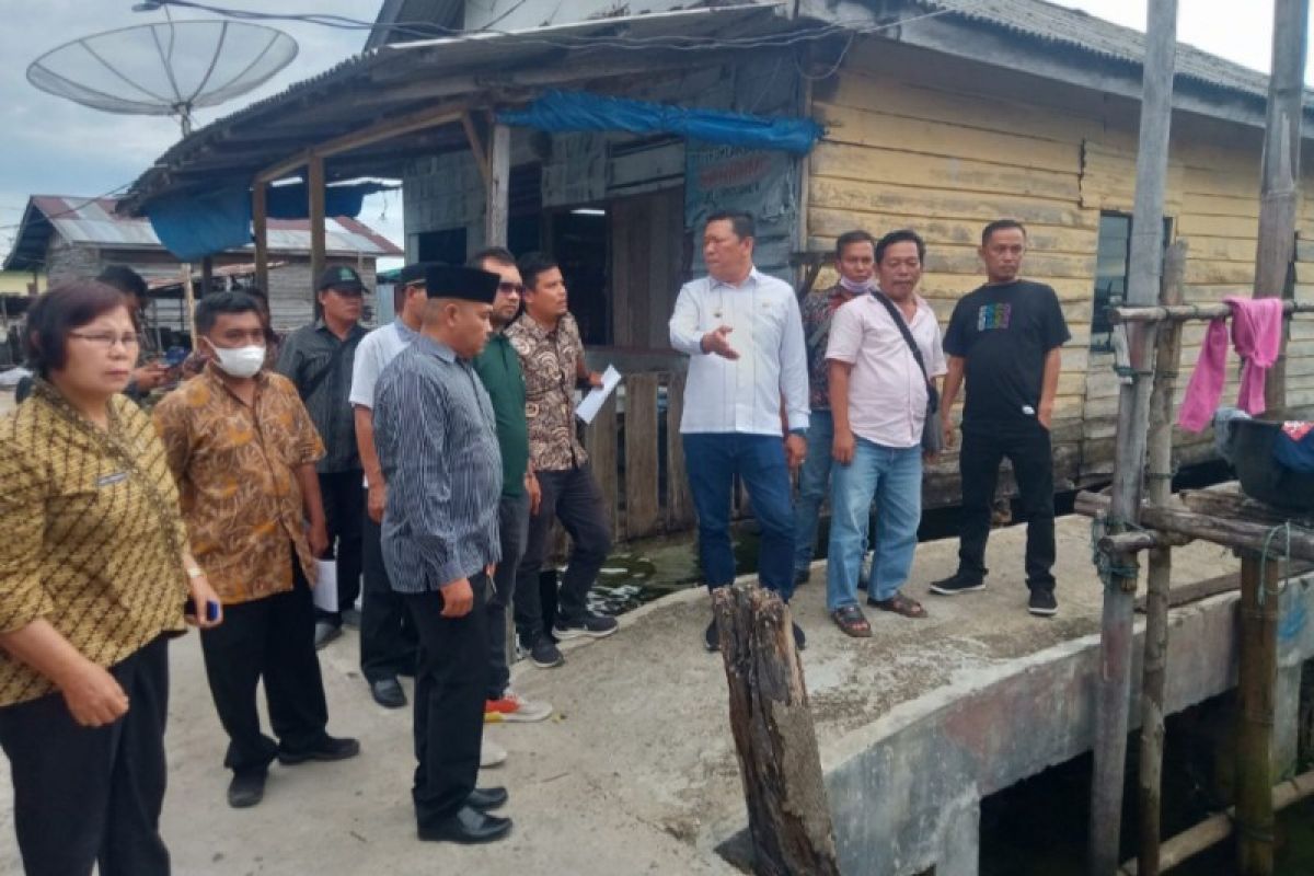 Wakil Wali Kota Sibolga tinjau tujuh titik perbaikan jalan setapak di Sibolga Ilir