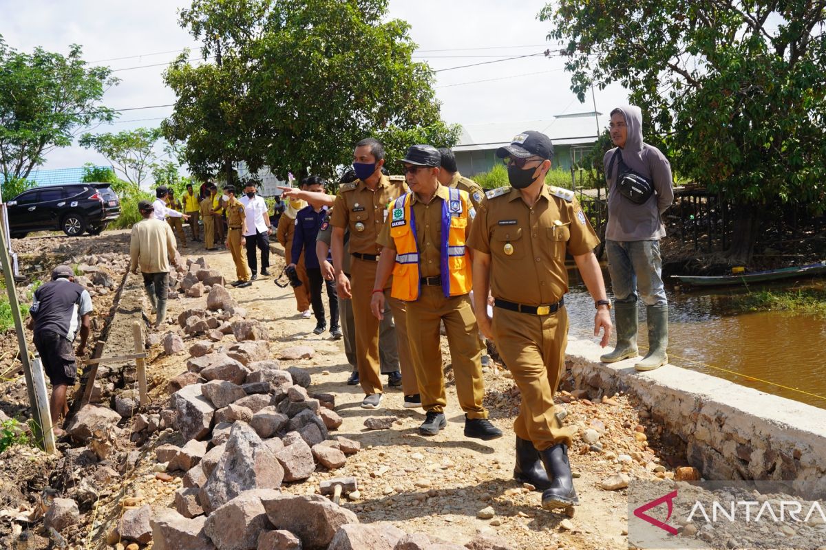 Wabup HSS monev pembangunan infrastruktur wilayah Daha