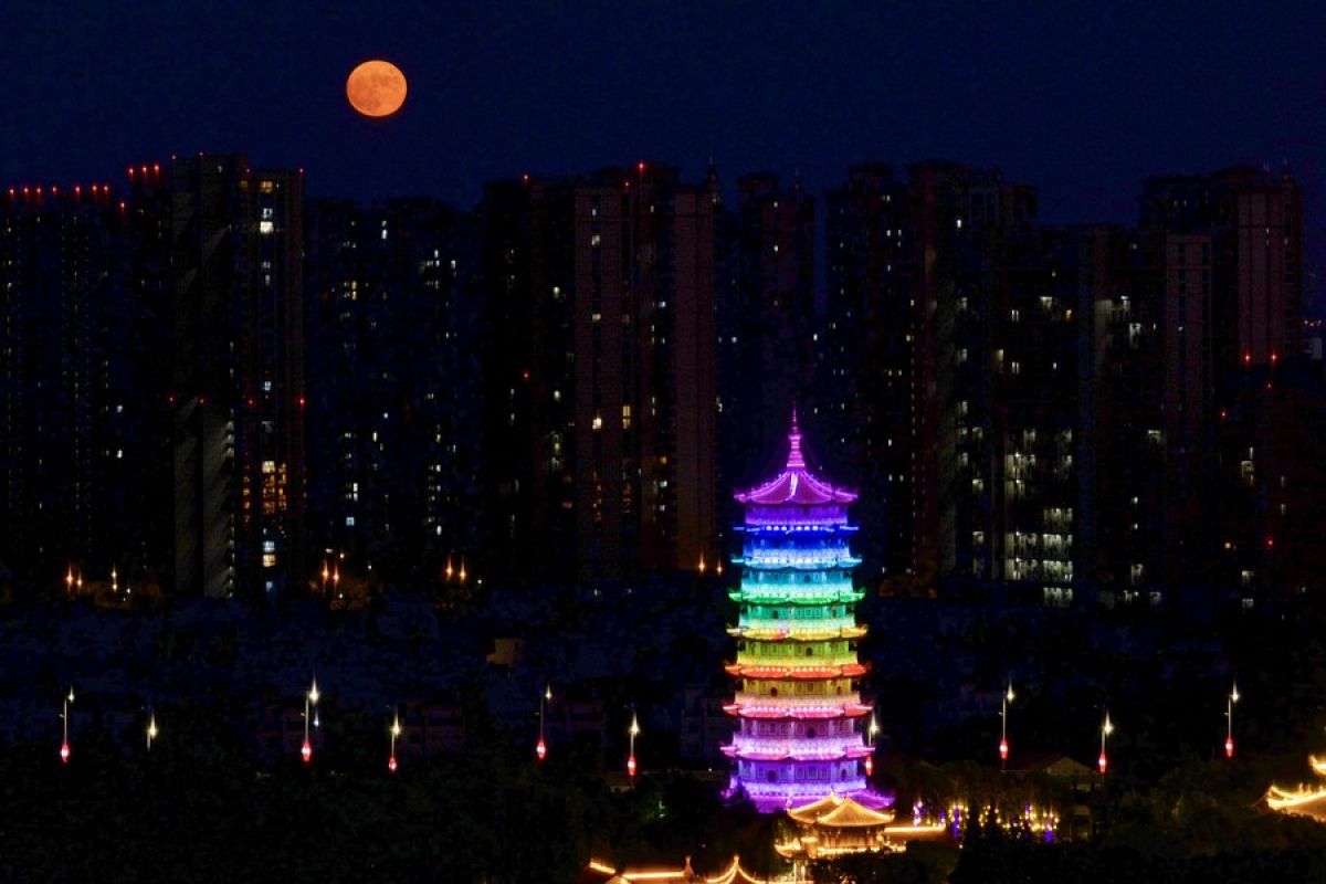 Gelar budaya di seluruh China rayakan Festival Pertengahan Musim Gugur