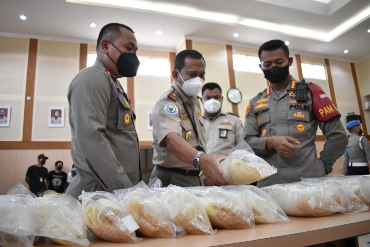 KKP-Polri gagalkan penyelundupan benih lobster ke Singapura Rp3,9 miliar