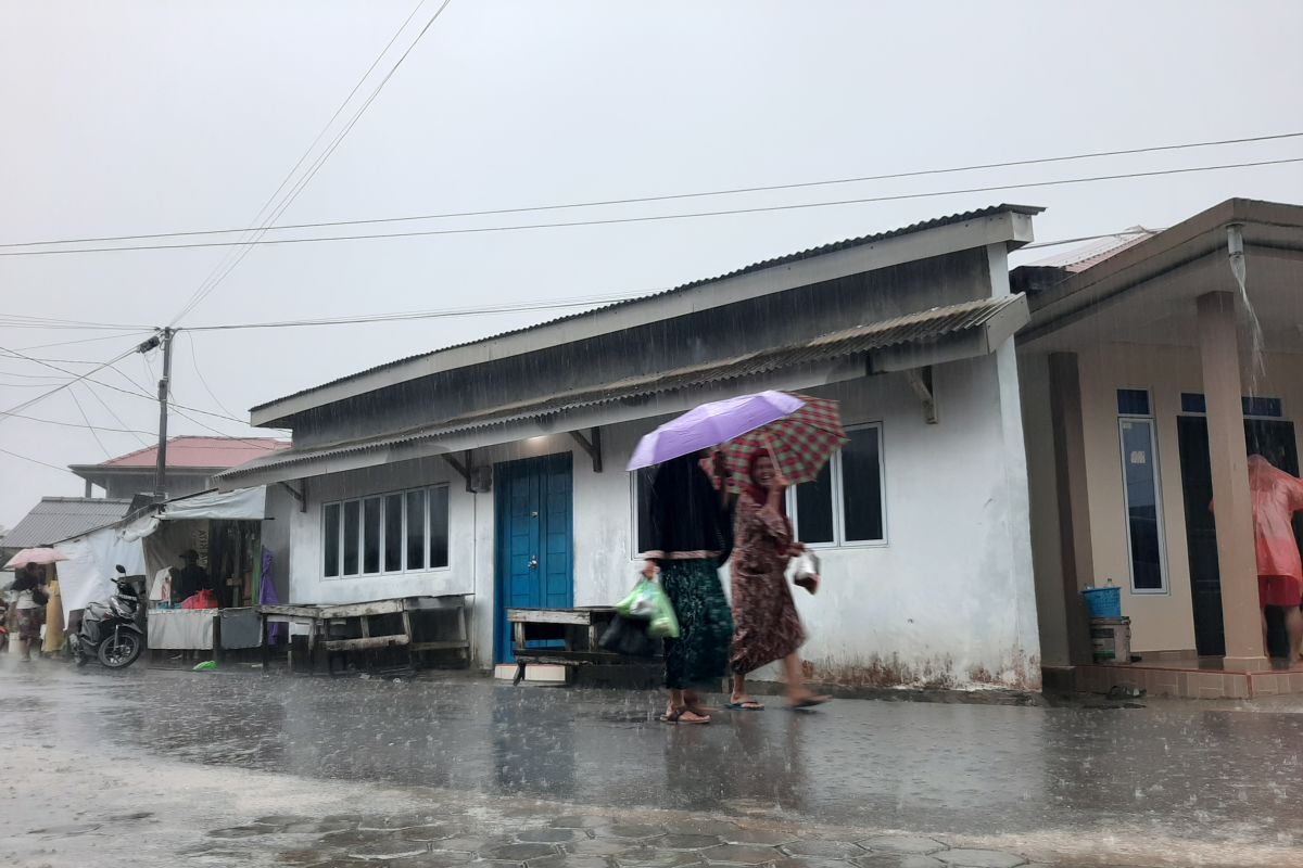 BMKG: Hujan lebat berpotensi turun di sejumlah wilayah Tanah Air