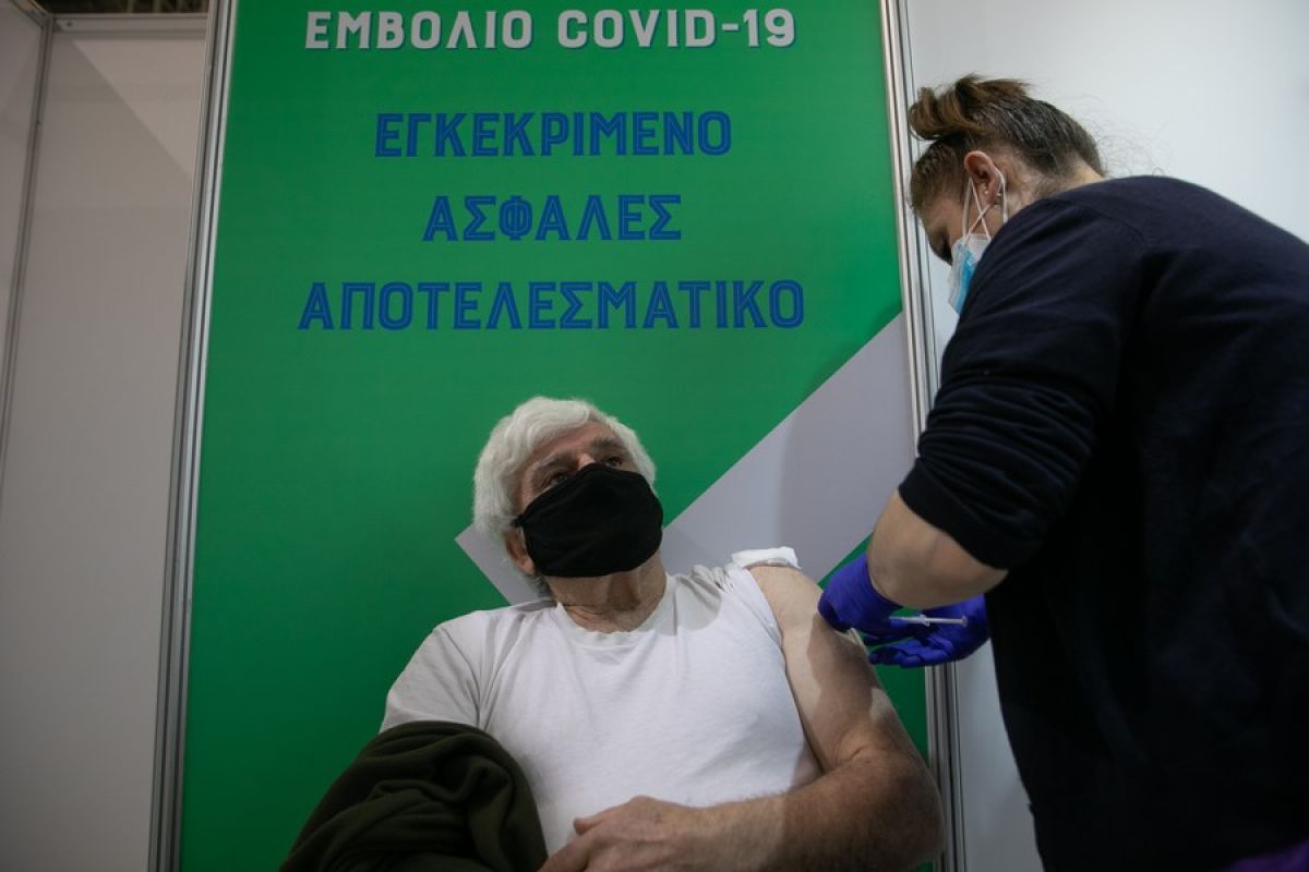 Yunani luncurkan vaksin booster COVID-19 adaptasi untuk lawan Omicron