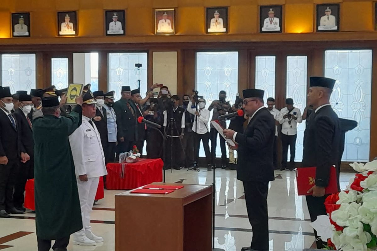 Pj Bupati Malteng siap selesaikan sengketa wilayah dan konflik Haruku, begini penjelasannya