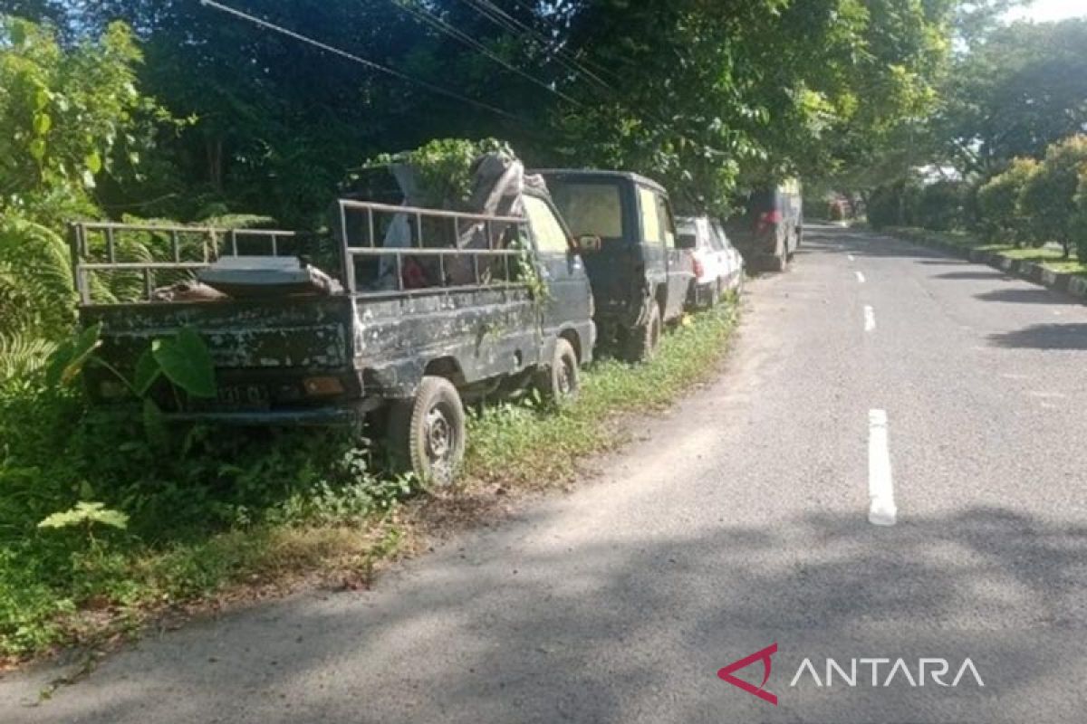 Mobil rusak ancam keselamatan pengguna jalan di Simeulue