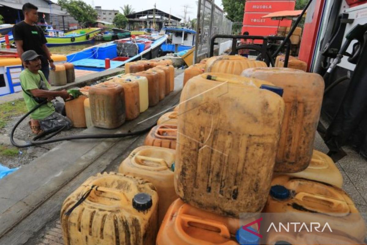 DKP Aceh Barat berharap usulan penambahan kuota BBM subsidi untuk nelayan disetujui Pertamina