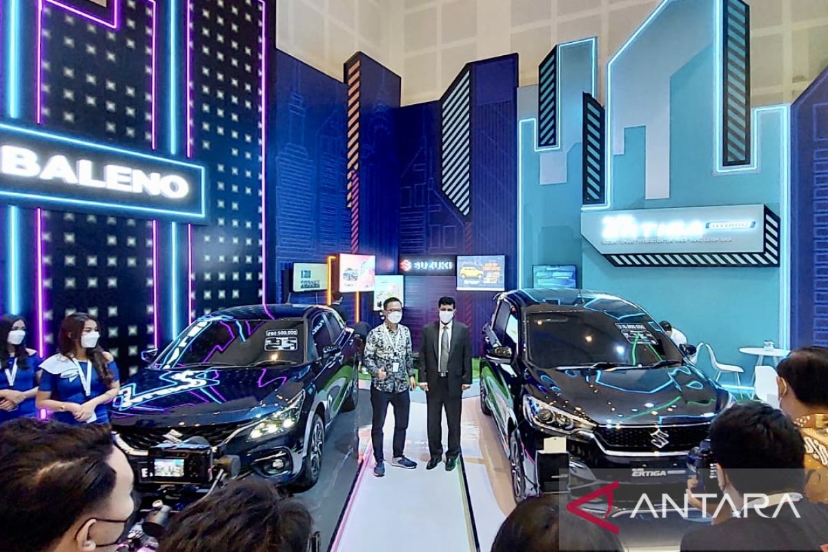 Suzuki pamerkan Ertiga Hybrid, Baleno, dan S-Presso di Surabaya