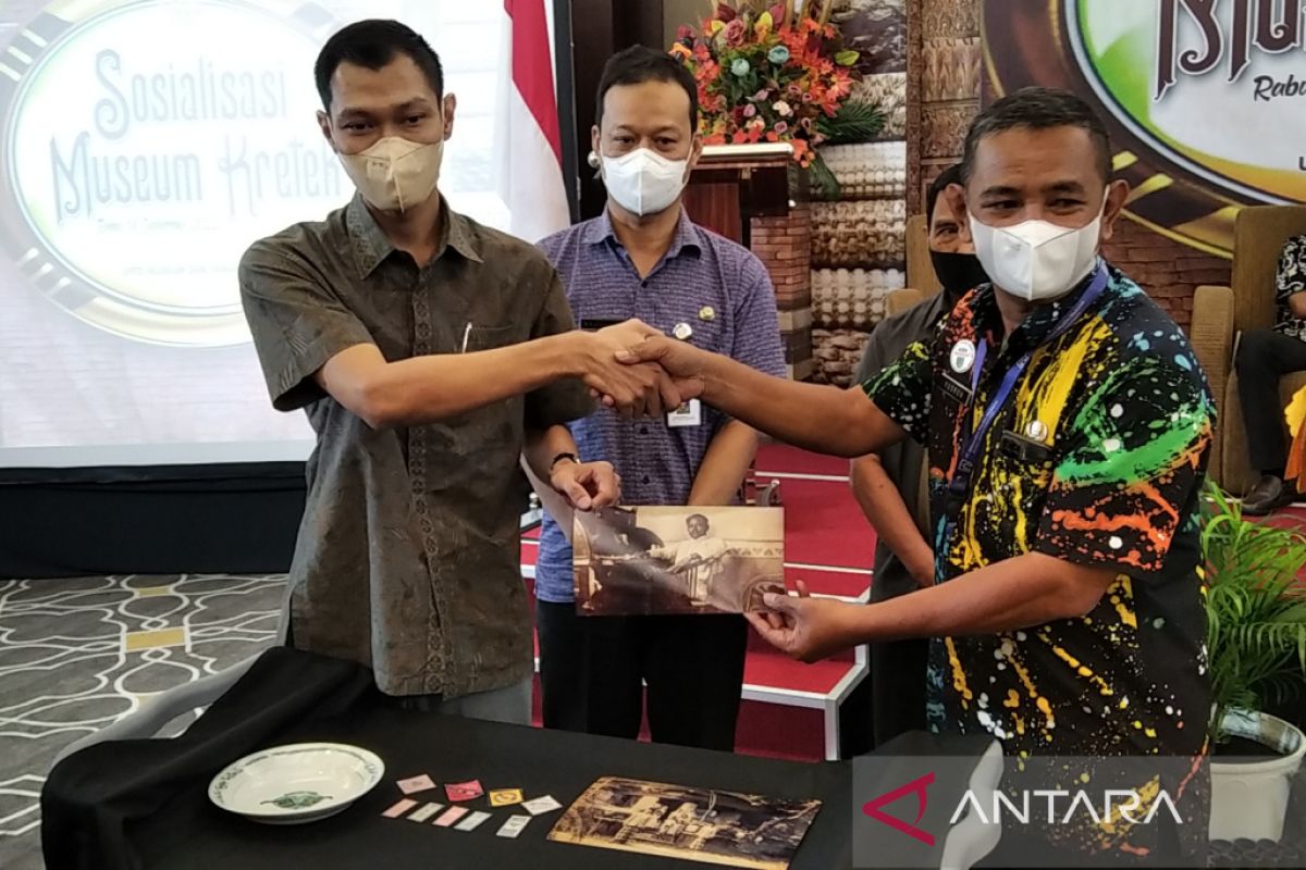 Museum Kretek Kudus peroleh tambahan 38 koleksi baru