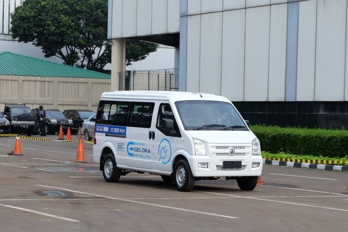 Perusahaan otomotif DFSK ingin kembangkan dan lengkapi lini kendaraan listrik di Indonesia