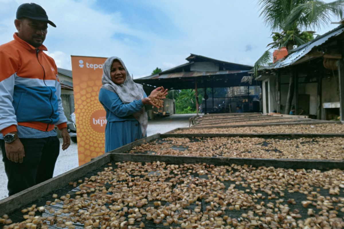 UMKM keripik kulit Riau naik kelas berkat sentuhan BTPN Syariah