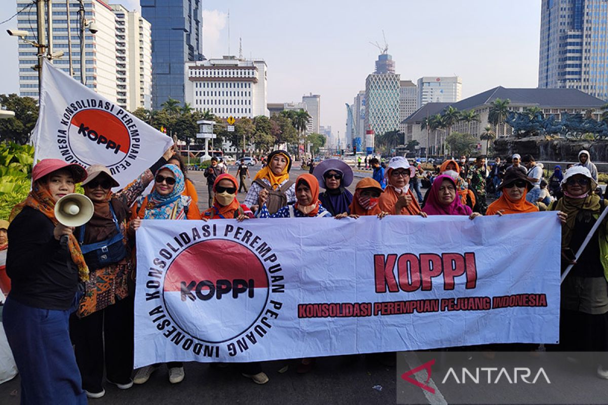 Ibu rumah tangga hadir di Patung Kuda suarakan kegelisahan soal dapur