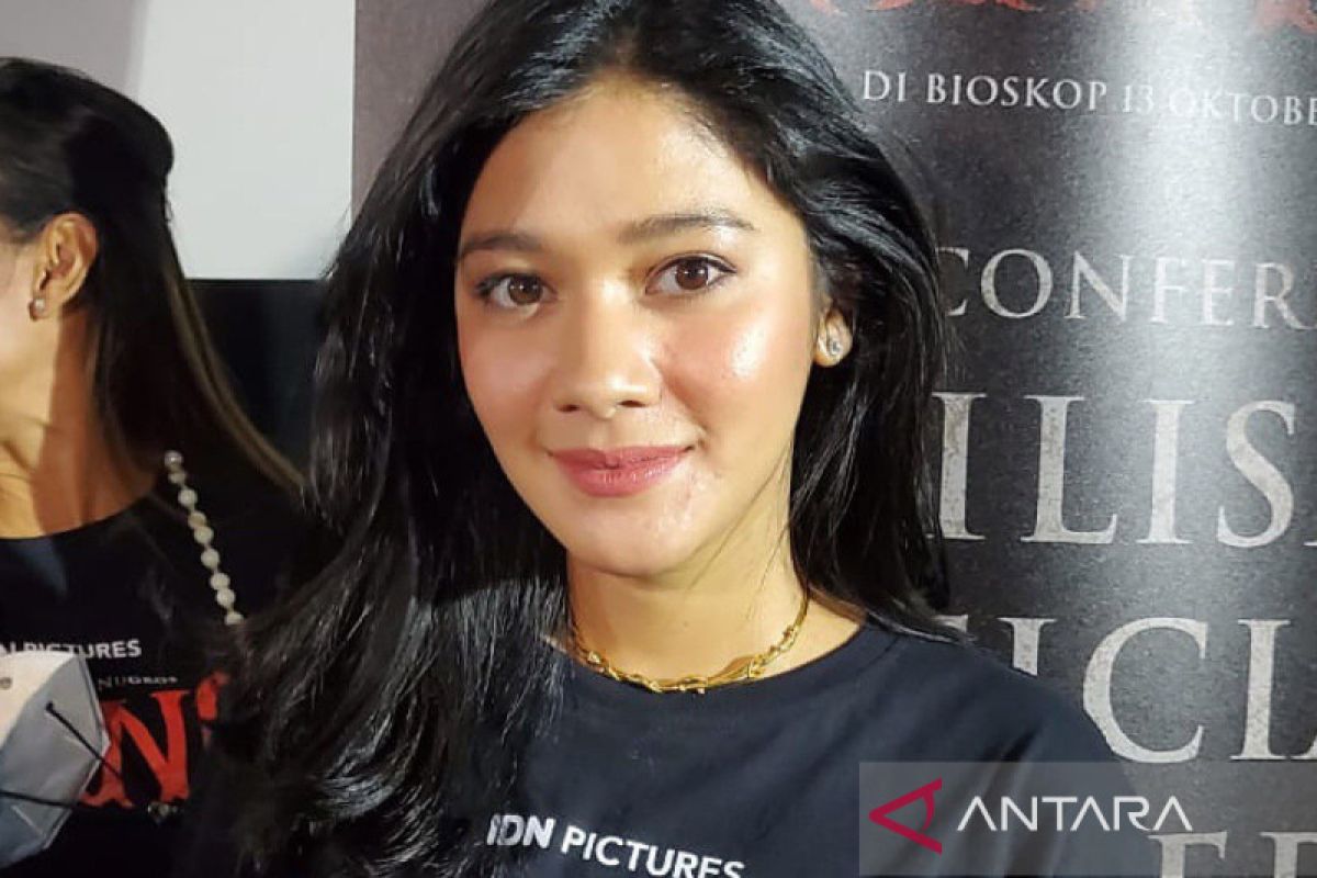 Perankan wanita hamil di film 