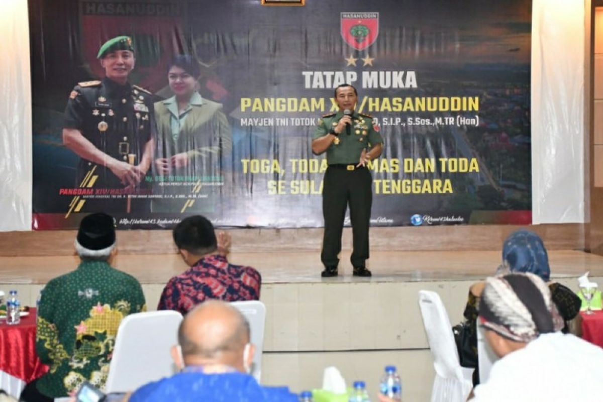 Pangdam Hasanuddin minta tokoh lintas agama di Sultra jaga kekompakan