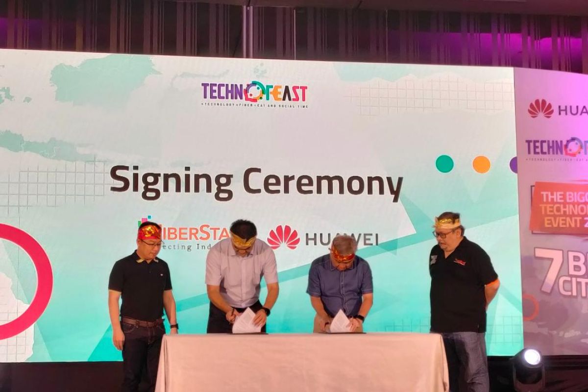 FiberStar dan Huawei tanda tangani MoU solusi teknologi terbaru di Bali