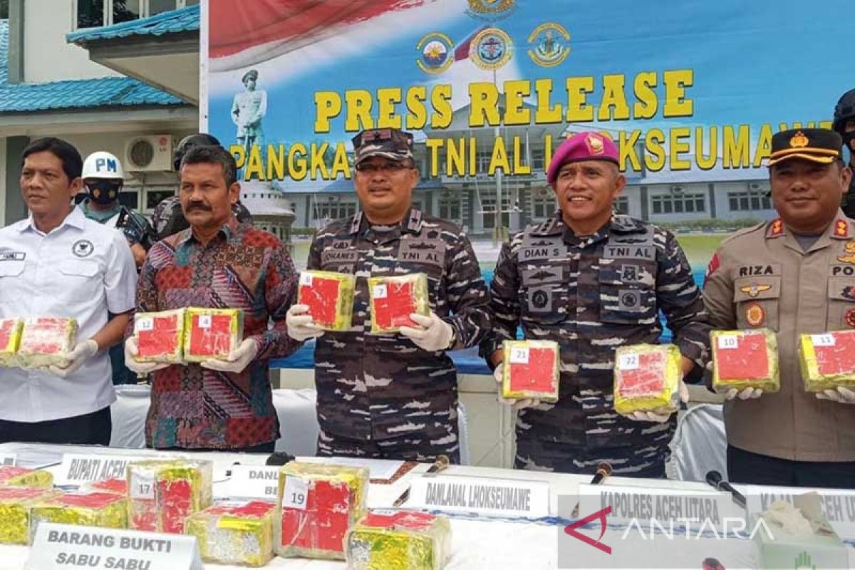 Lanal Lhokseumawe musnahkan 23,98 kilogram sabu-sabu