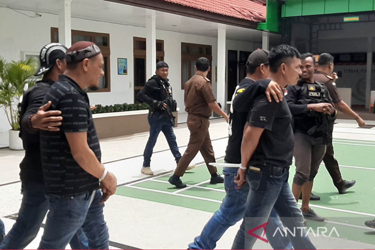 Polisi limpahkan kasus pembunuhan berencana dua petani ke jaksa