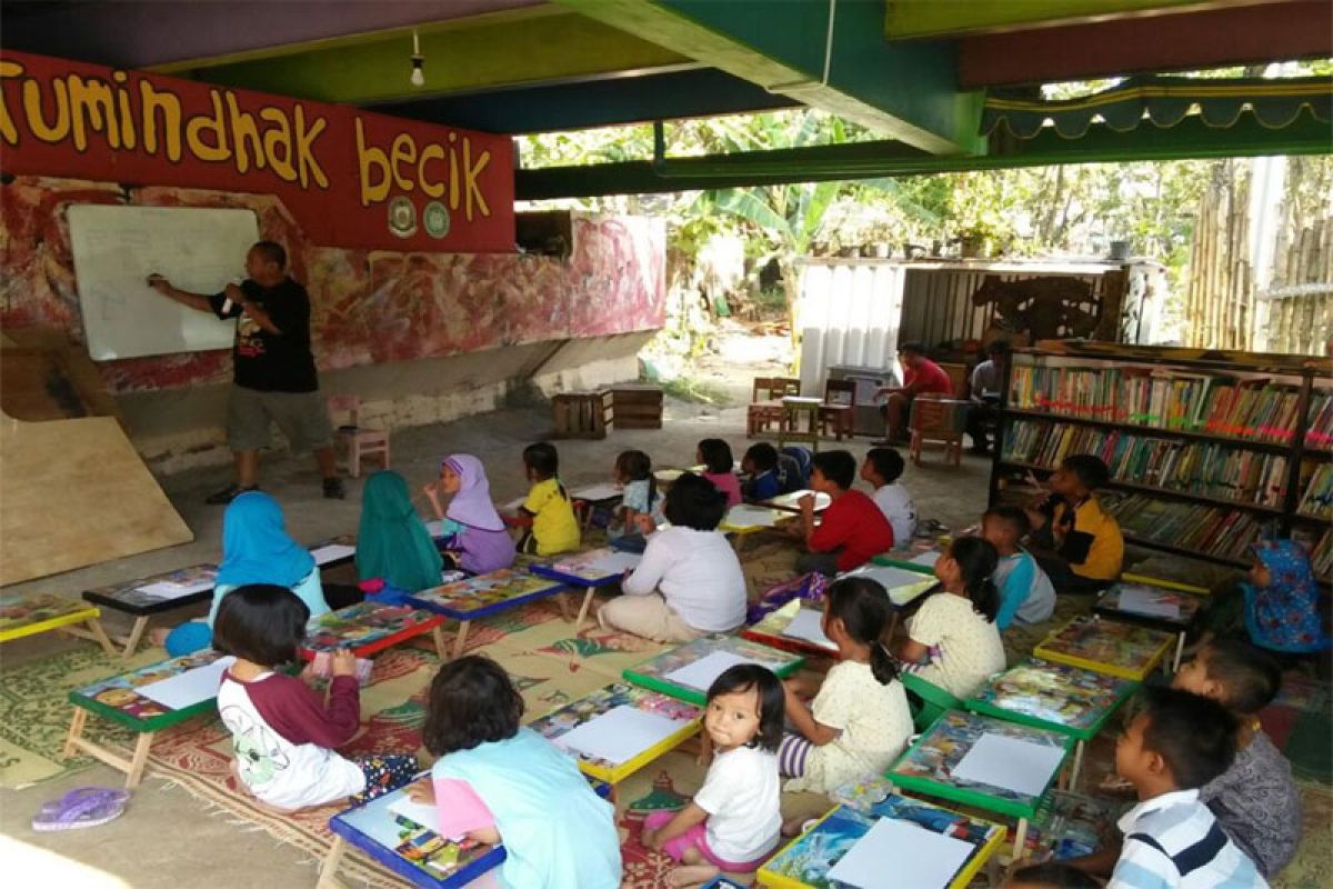 Sekolah Sungai Siluk, Ubah pencemaran lingkungan jadi wisata edukasi terpadu