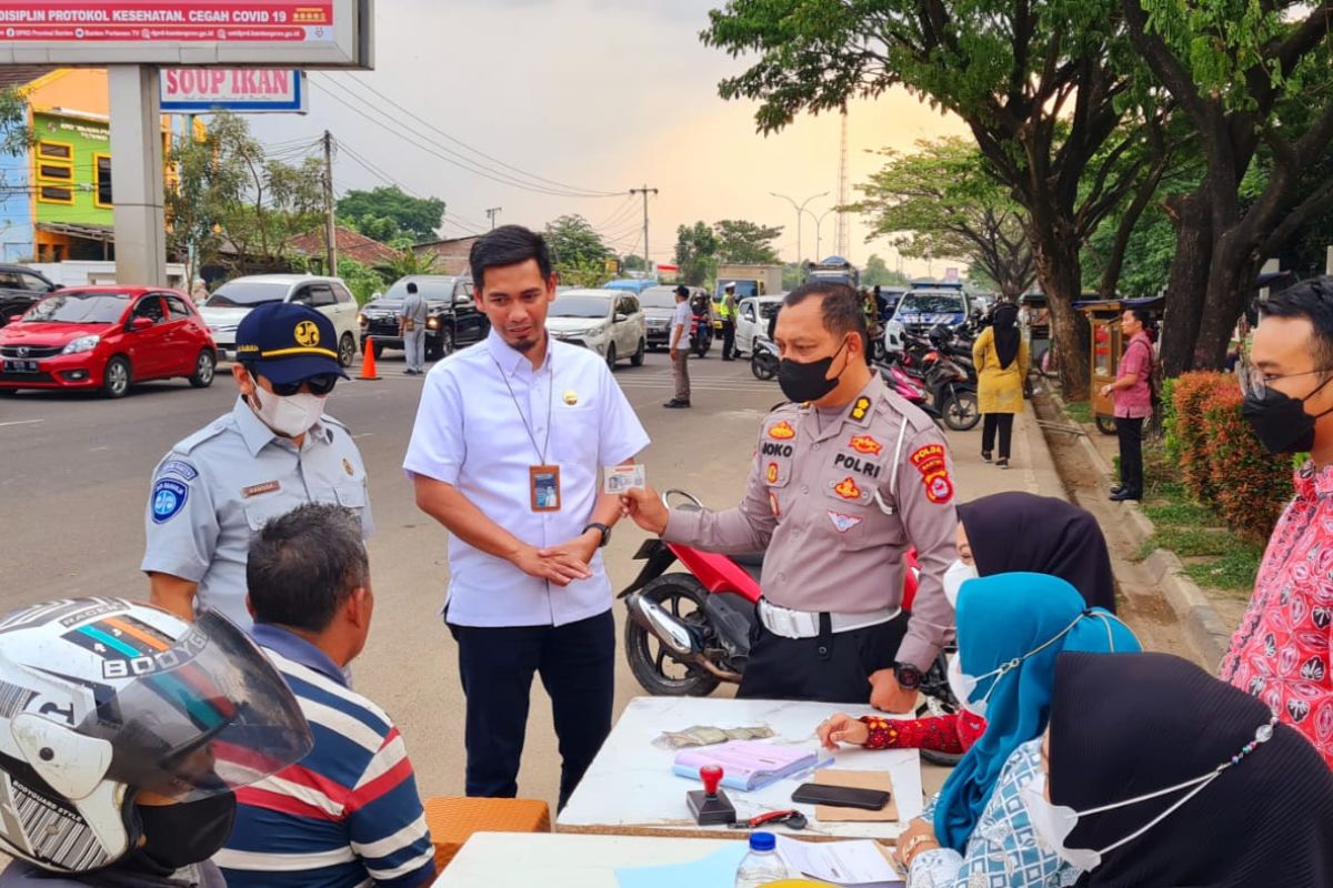 Tim Pembina Samsat Banten Gelar Razia Gabungan, Tingkatkkan Kepatuhan Bayar Pajak Kendaraan