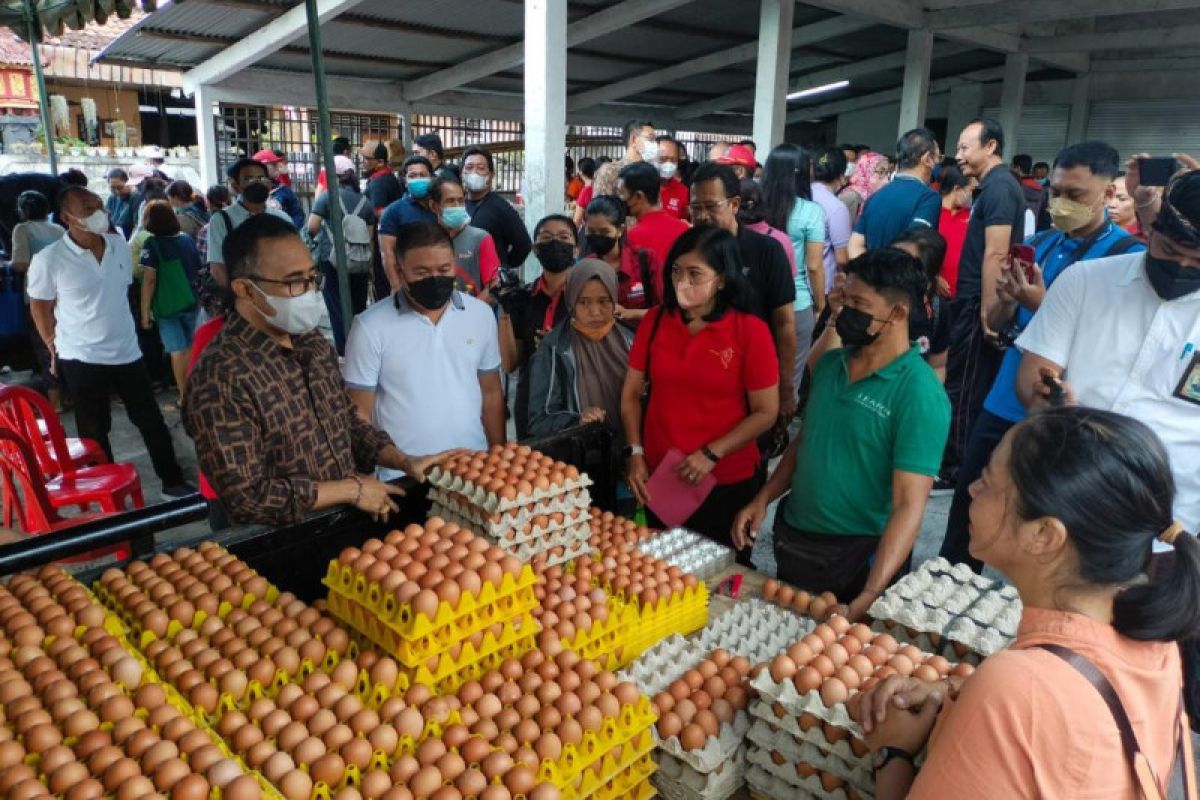 Pemkot Denpasar adakan bazar pangan untuk pengendalian inflasi